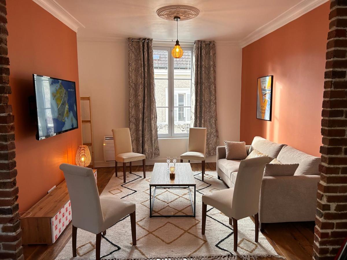 Appartement Chic Et Cosy Epernay Bagian luar foto